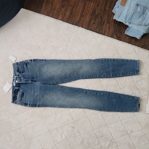 Good American good waist skinny jean